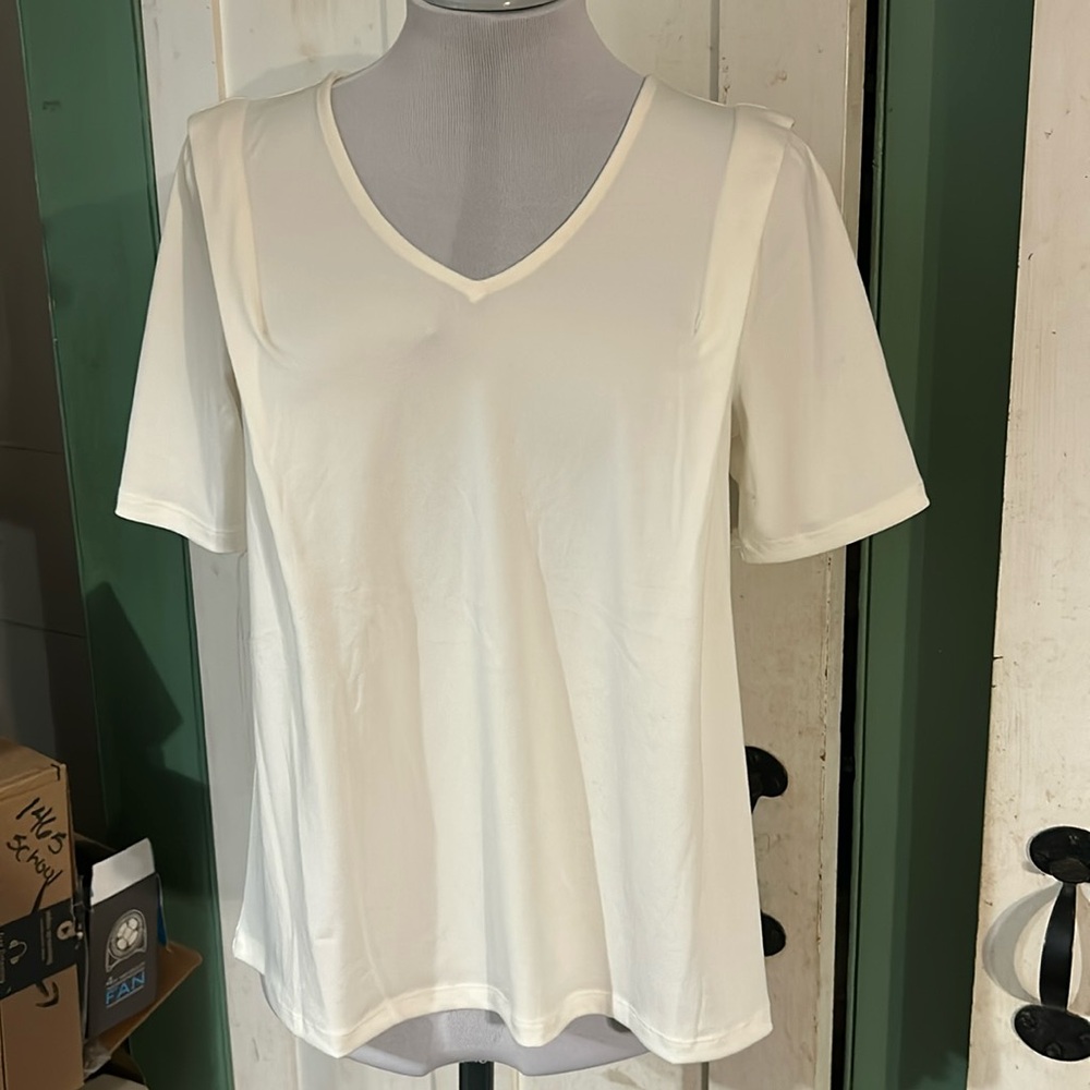 🔥3/$40🔥NWT Banana Republic Repreve Short Sleeve Top Sz Small Beige Shirt